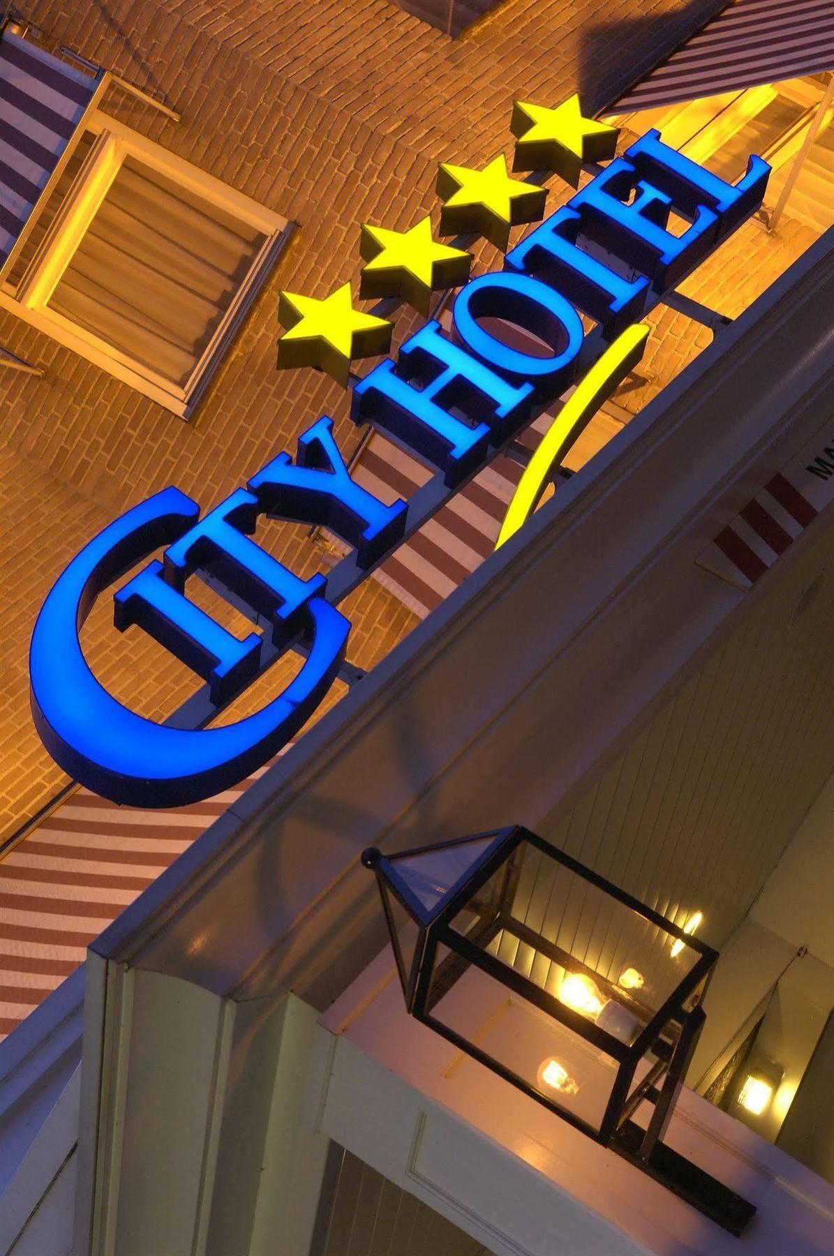 City Hotel Oss Exteriör bild